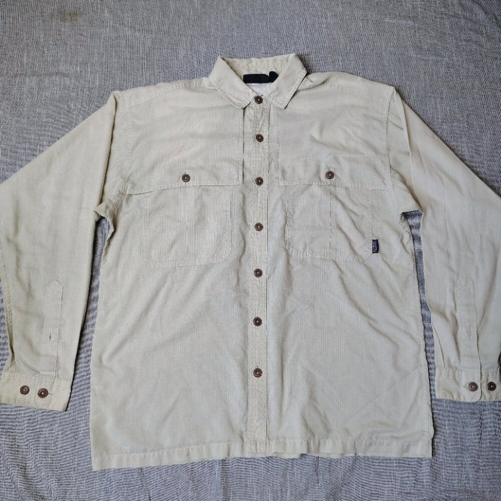 VINTAGE Patagonia Shirt Button Down‎ Long Sleeve Outdoor Performance Fishing